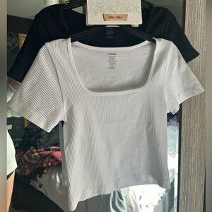 Black and White Short Sleeve Crop Top with Ribbed Texture and Square Neck